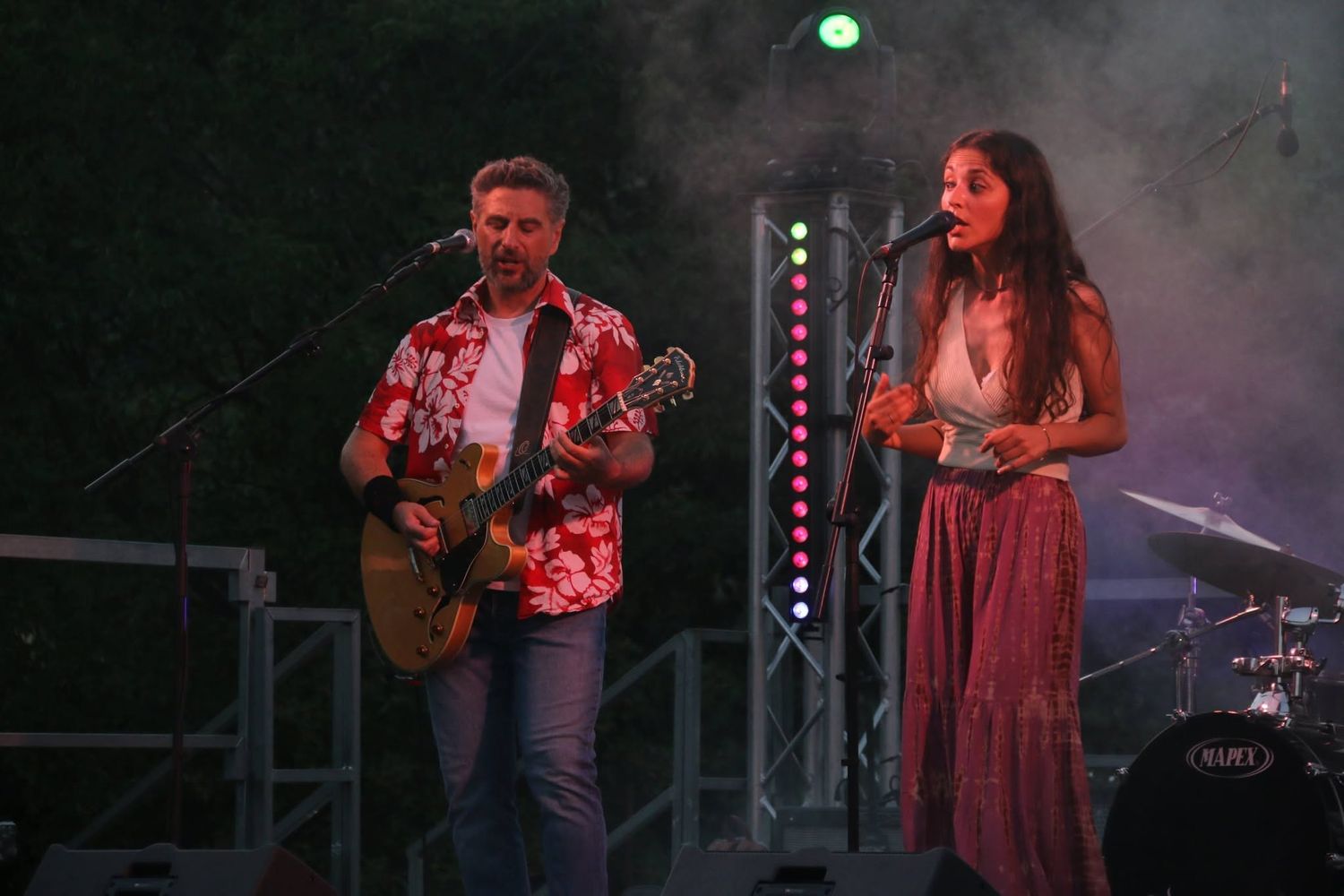 The Soulful Dress dal vivo